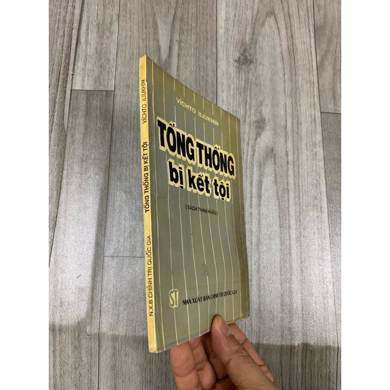 Tổng thống bị kết tội. 999 473630