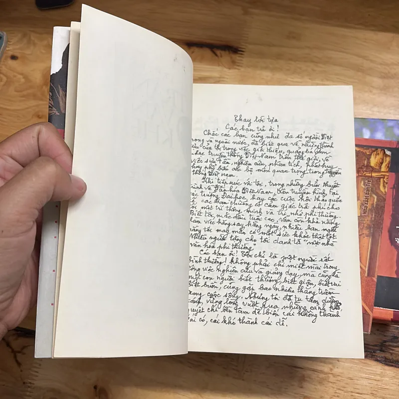 II Tựa Sách: Tự Truyện Trần Văn Khê _ Những Câu Chuyện Từ Trái Tim - 2012 701001