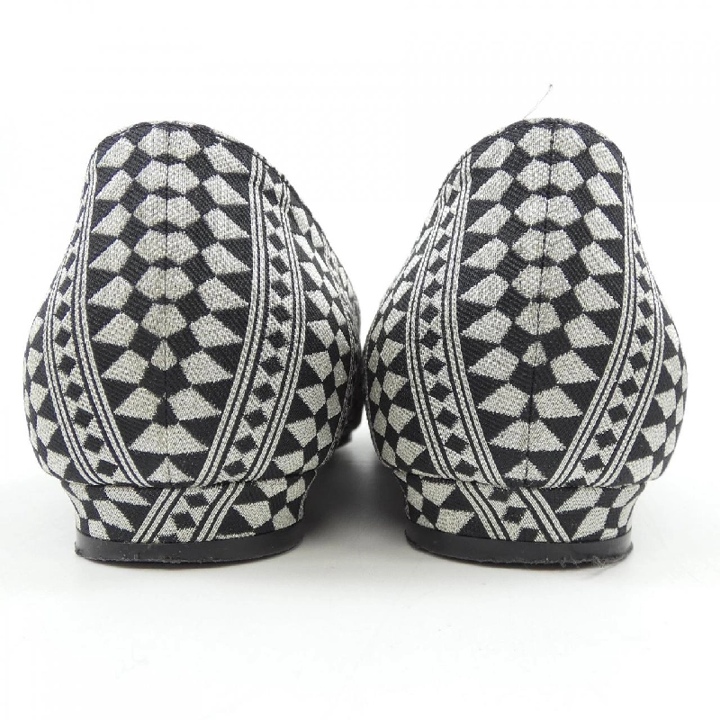 Giày MANOLO BLAHNIK - Hàng hiệu Authentic 829898