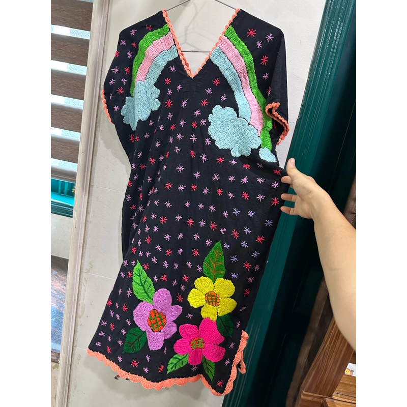 Đầm thêu size M (53kg) 507283