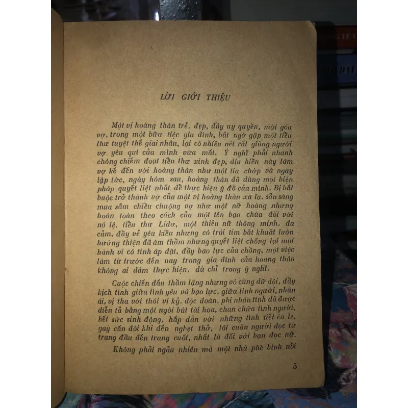 Nô lệ hay nữ hoàng - Delly 961127