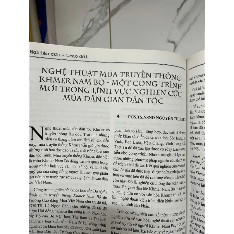 Lý luận Phê bình Văn học, nghệ thuật (Số 23, 7-2014) - Hội đồng Lý luận 998762