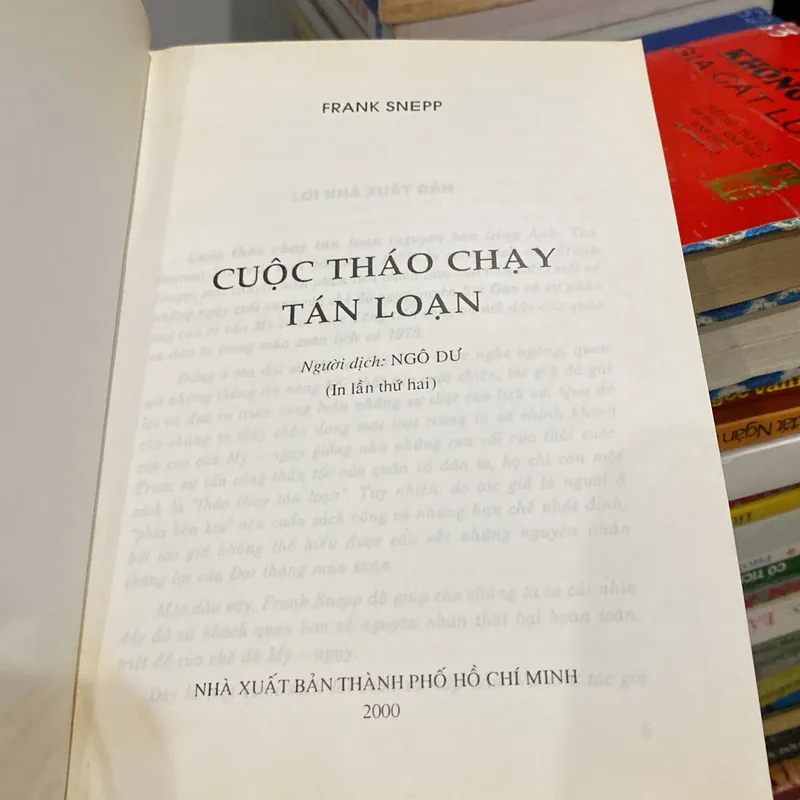 CUỘC THÁO CHẠY TÁN LOẠN, FRANK SNEPP (XB 2000) 568144