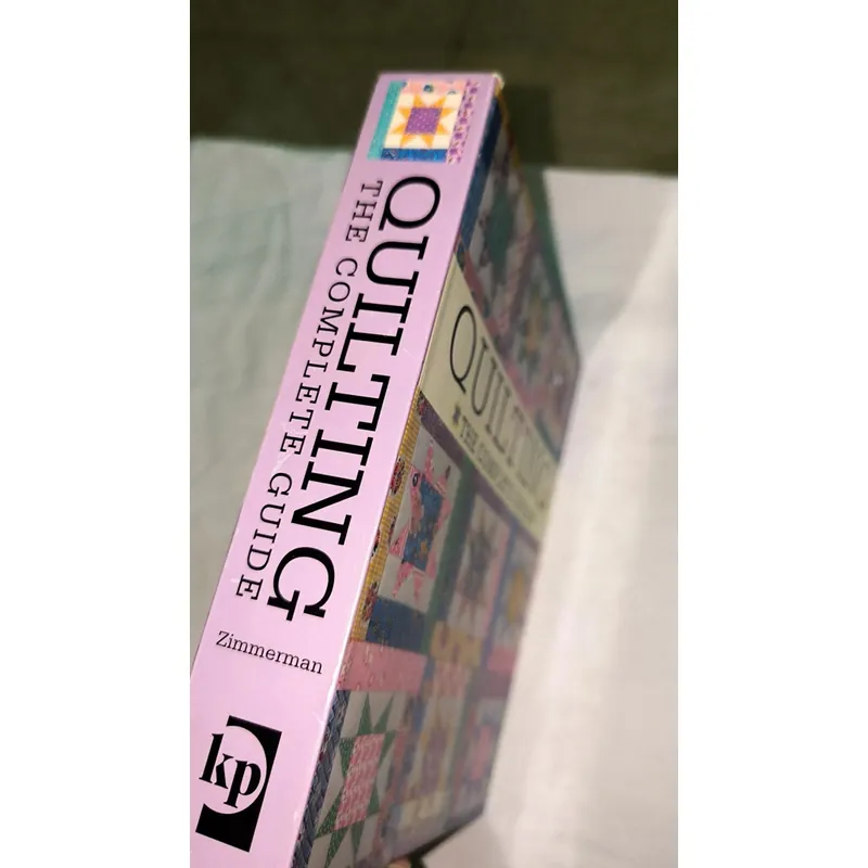 QUILTING (THE COMPLETE GUIDE)  732871