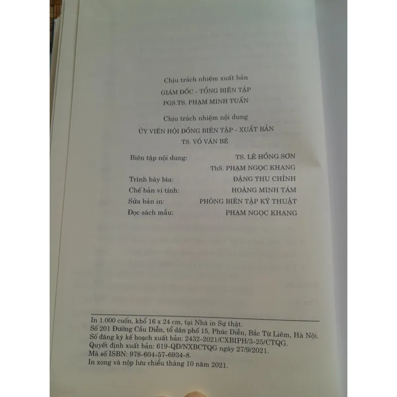 DI ĐỘNG XÃ HỘI CỦA NGUỒN LỰC KHOA HỌC... 778361