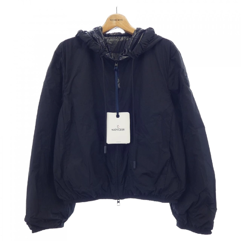 Áo khoác MONCLER - Hàng hiệu Authentic 825051