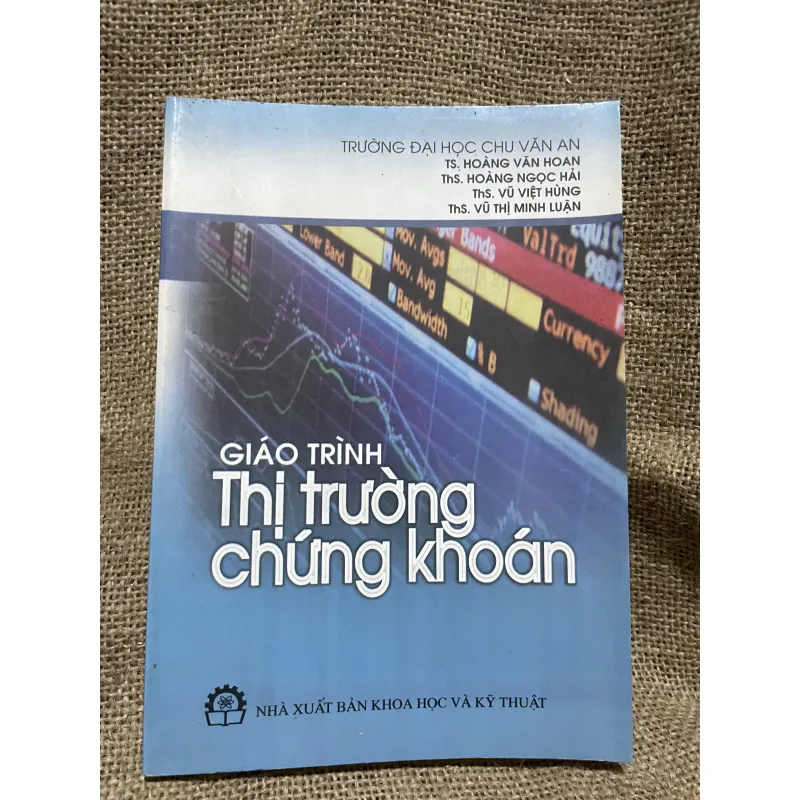 Thị trường chứng khoán- đại học Chu Văn An 934179
