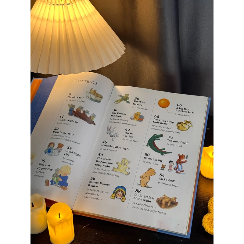 Sách bìa cứng The Candlewick Book of Bedtime Stories 306591