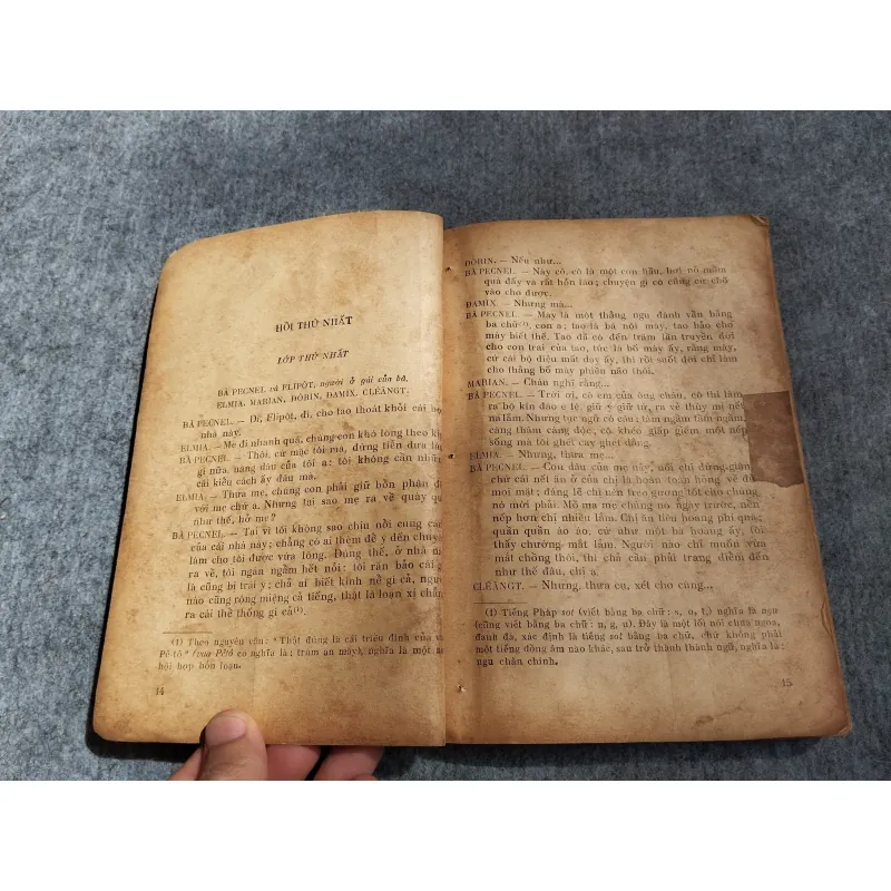 THẰNG TACTUYF. ANH CHÀNG GHÉT ĐỜI 606628