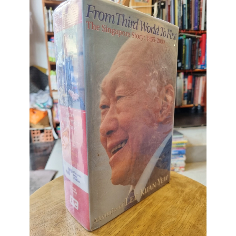 FROM THIRD WORLD TO FIRST : THE SINGAPORE STORY 1965 - 2000 - Memoirs of Lee Kuan Yew 159223