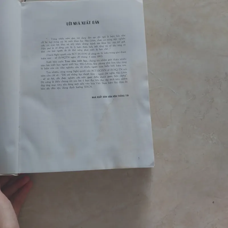 Truy tầm triết học 561376