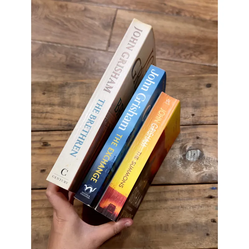 Combo Sách John Grisham - The Exchange/The Summons/The Brethren 736273