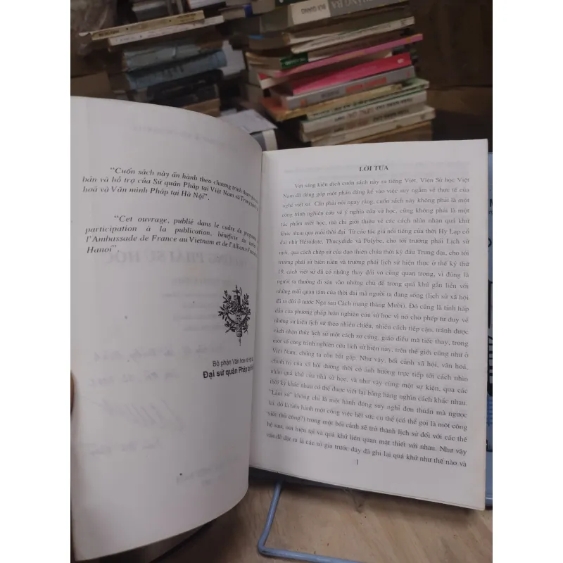 Sách: Các trường phái sử học - TG: Guy Bourde - Herve Martin (A1) 933327