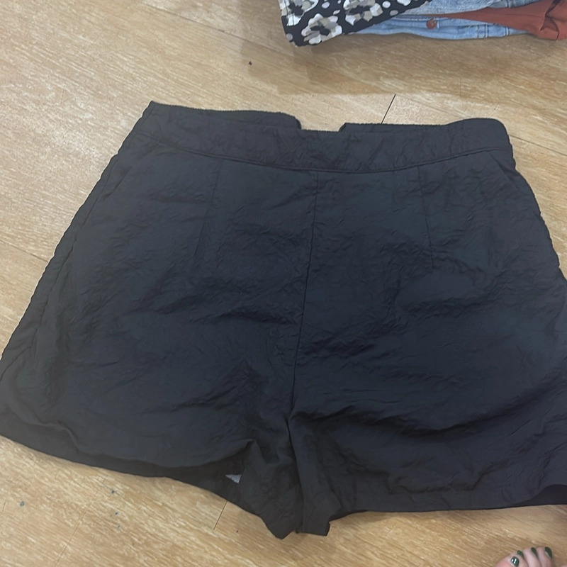 Quần short nữ và chân váy ngắn chữ A 503109