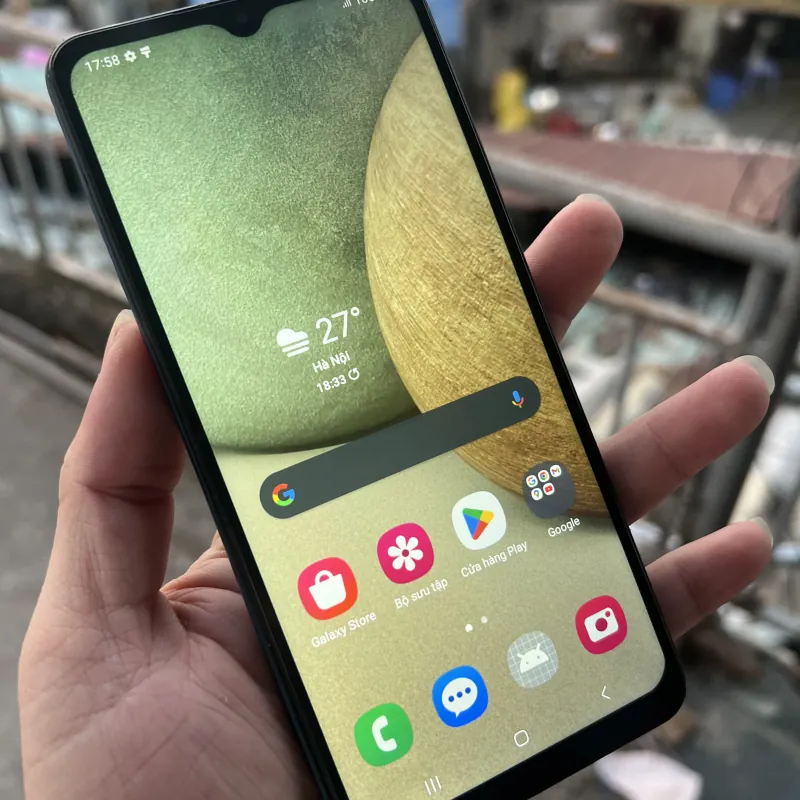 samsung galaxy A12 Bãn ram 6gb/128,màn hình 6.5in,4 camera 48 MP, Pin trâu 5000mAh 797278