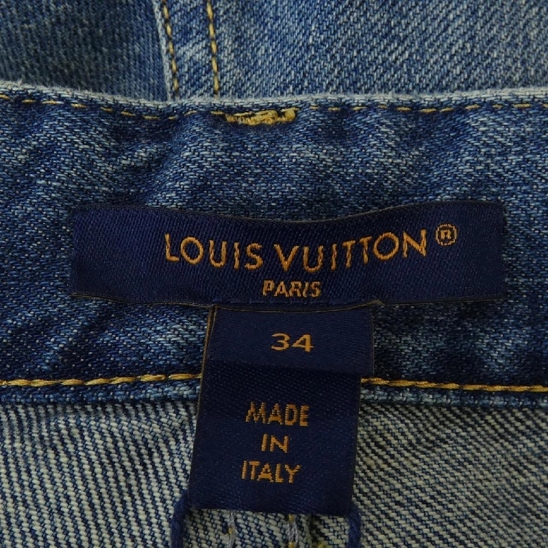 Quần jeans Monogram Patch Louis Vuitton FQPA41GM1 648598