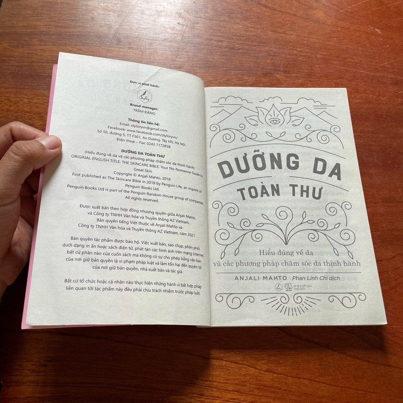 II Sách Làm Đẹp: Dưỡng Da Toàn Thư - ANJALI MAHTO - 2021 494871