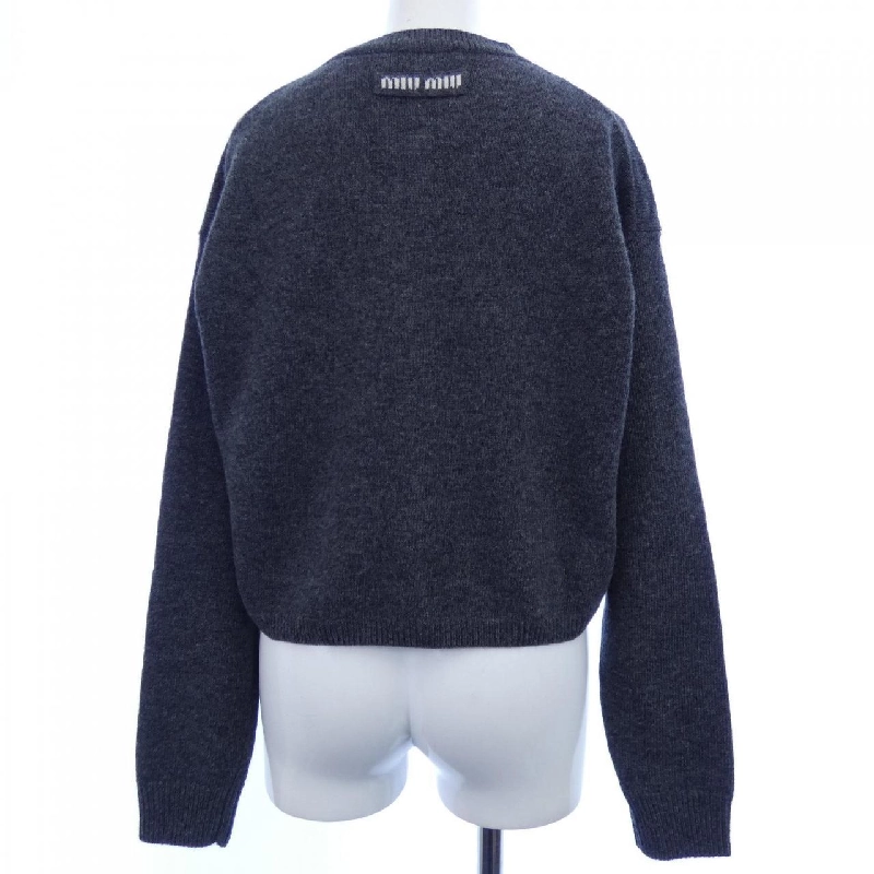 MIU MIU MIU MIU Logo DNA02T SOOO 13WS Áo khoác cardigan 631990