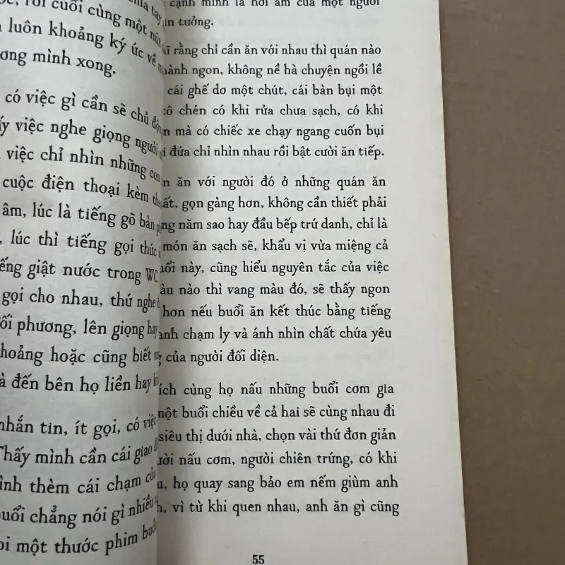 Biên niên cô đơn 1002531