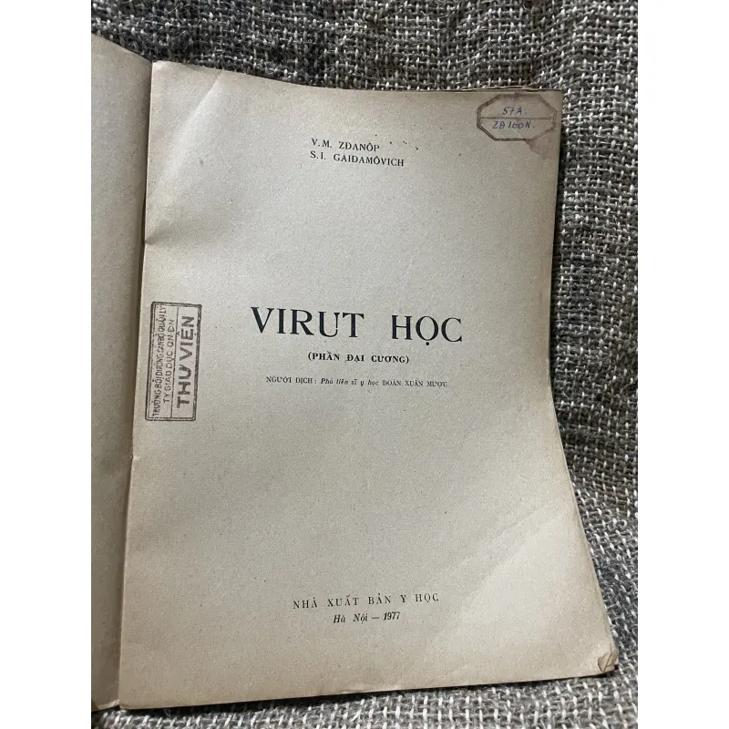 Virus (virut) học - sách dịch từ tiếng Nga - gần 250 trang khổ lớn  1018612