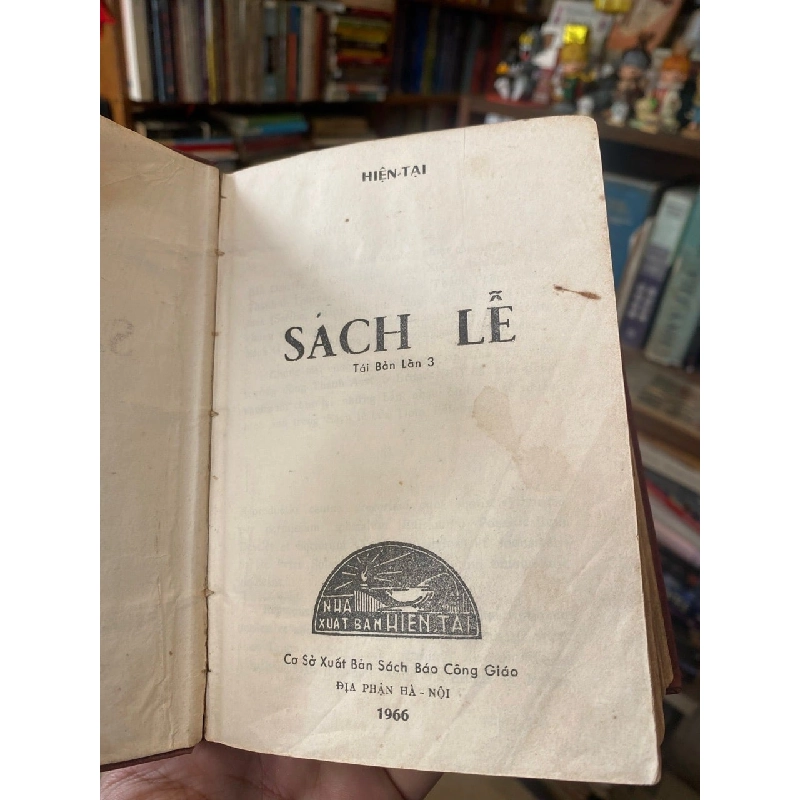 SÁCH LỄ - HIỆN TẠI 191979