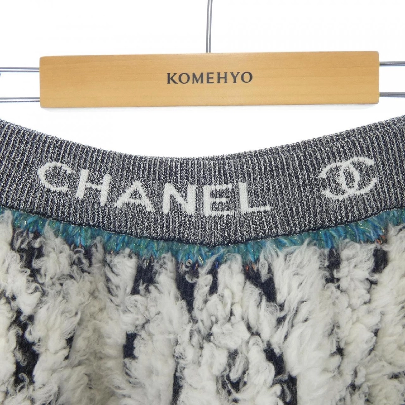 Chân váy CHANEL - Hàng hiệu Authentic 824936