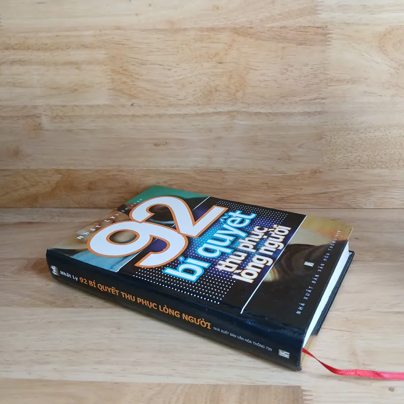 92 Bí Quyết Chinh Phục Lòng Người - Nhất Ly biên soạn 711764