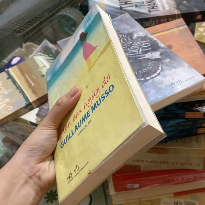 Hẹn Em Ngày Đó" của tác giả Guillaume Musso 998986