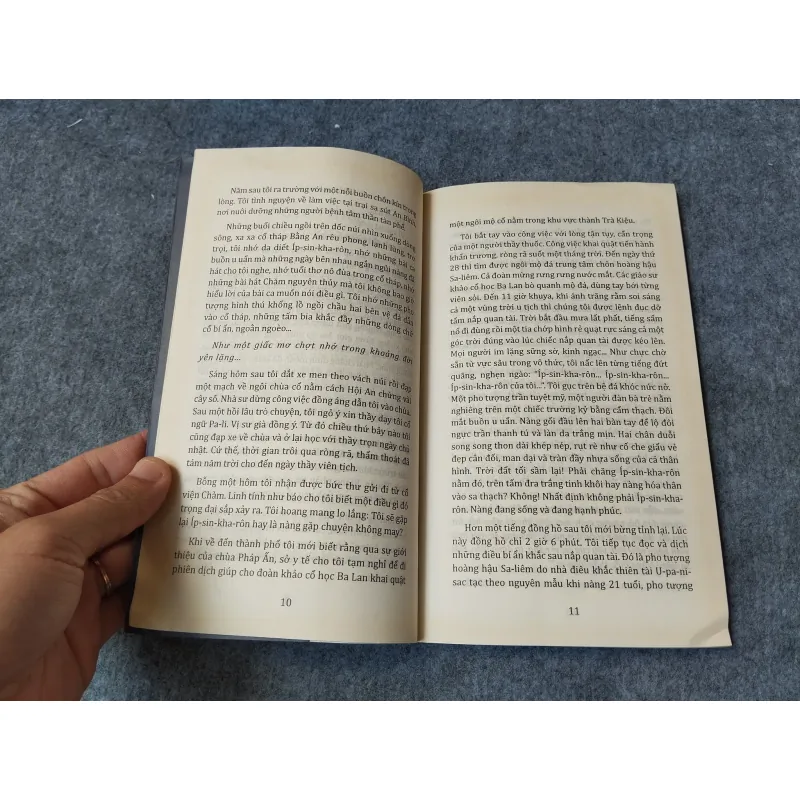 HOA VĂN - LÊ ĐÌNH BÍCH, LÊ HỒNG ÂN 720032