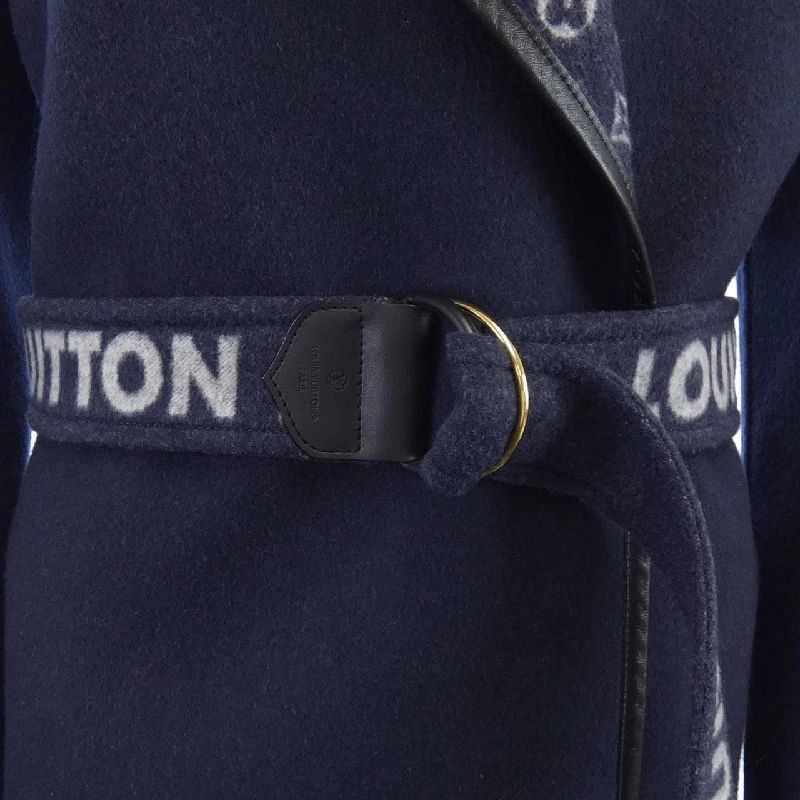 Áo khoác ngắn hai mặt có chữ ký LOUIS VUITTON FNCO19QWE 630872