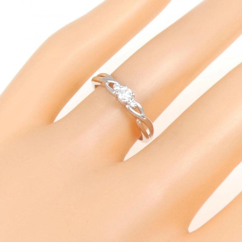 Nhẫn kim cương K14WG 672746