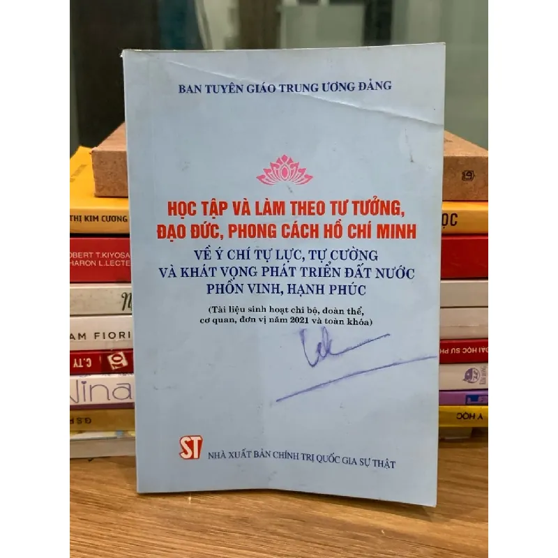 Học tập và làm theo tư tưởng đạo đức phong cách Hồ Chí Minh 716598