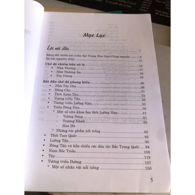 Các triều đại trung hoa - Lê Giảng  1003246