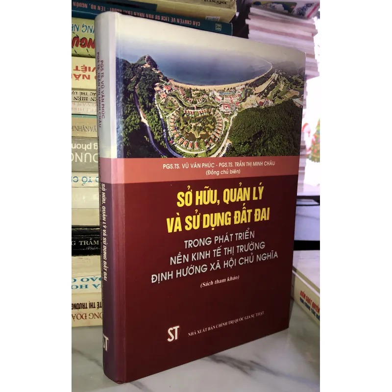 Sở hữu, quản lý và sử dụng đất đai 744785