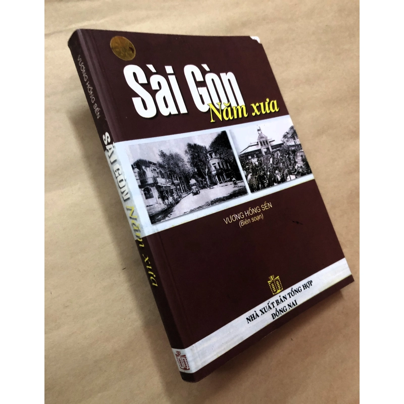 Sách Sài Gòn năm xưa - Vương Hồng Sển biên soạn - Còn tốt 305397