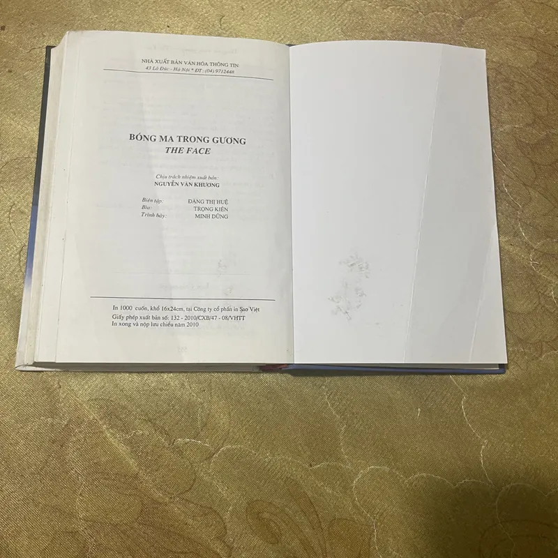 BÓNG MA TRONG GƯƠNG- DEAN KOONTZ 596337