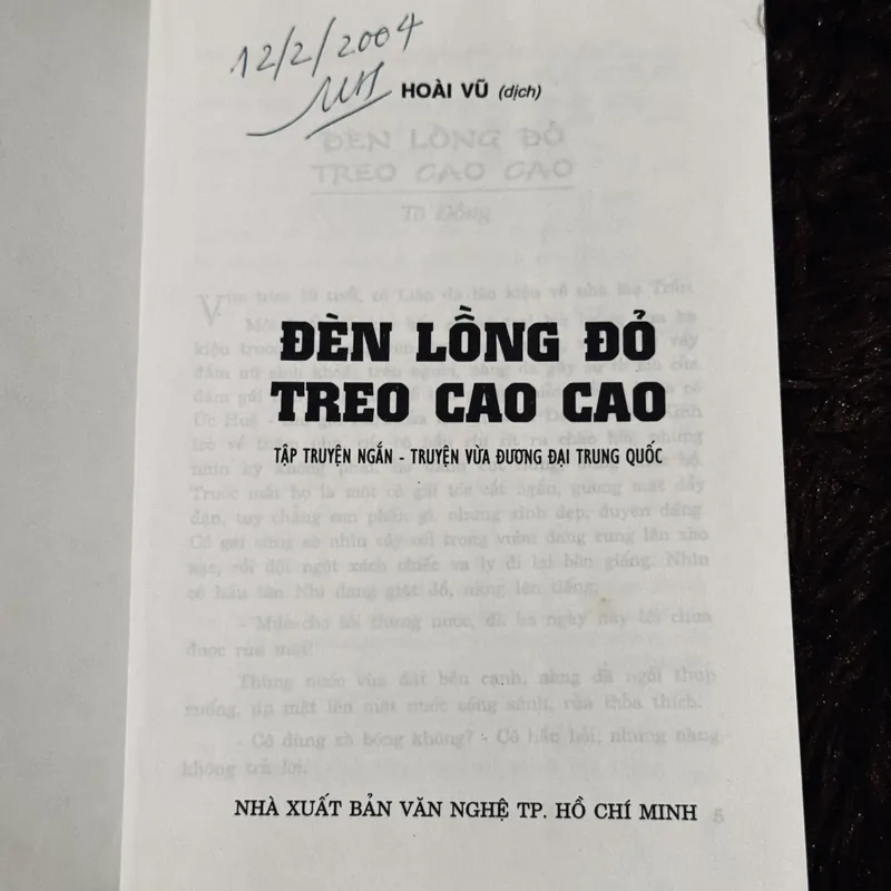 Đèn lồng đỏ treo cao cao 735250