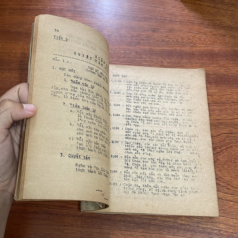 II Tựa sách: Linh Đạo Căn Bản - Linh Mục Phanxicô Xaviê Nguyễn Hữu Tấn - 1986 518663