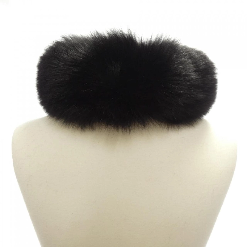 Khăn quàng cổ MONCLER COLLO - Hàng hiệu Chính hãng 833436