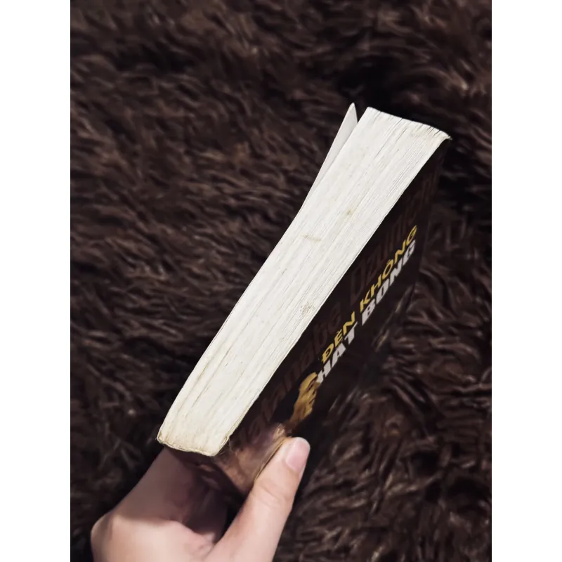 Đèn không hắt bóng 931426