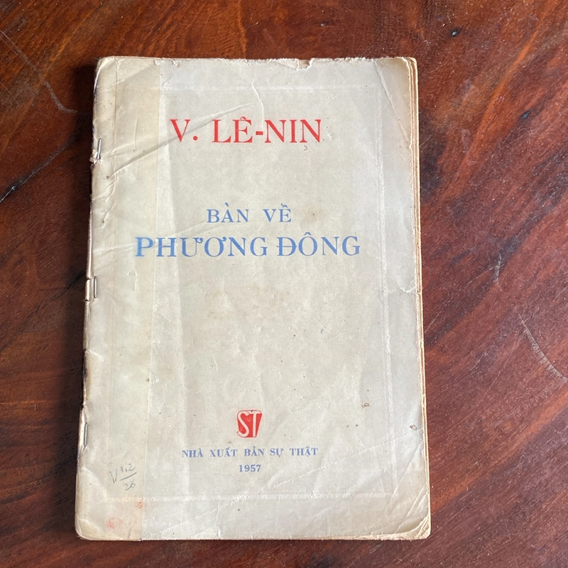 BÀN VỀ PHƯƠNG ĐÔNG - V.LÊ NIN 474595