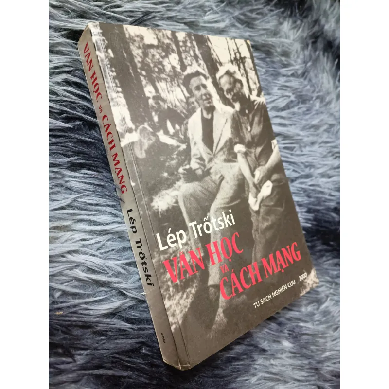 Văn học và cách mạng (Trotsky) 961391