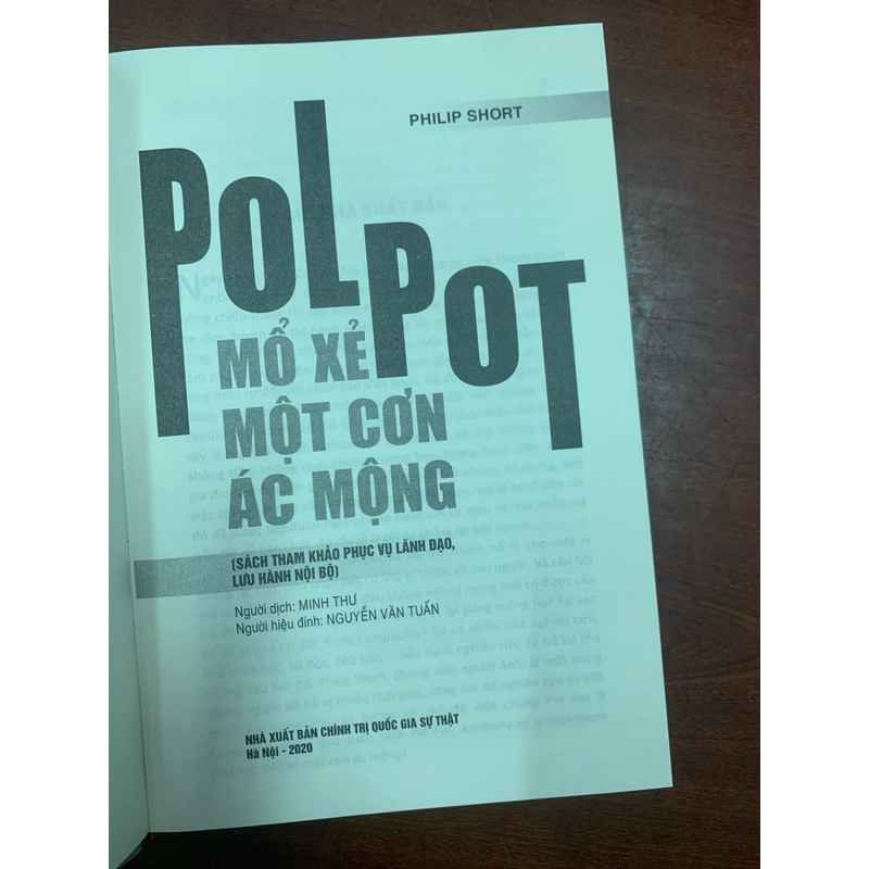 Pol pot mổ xẻ một cơn ác mộng  300724