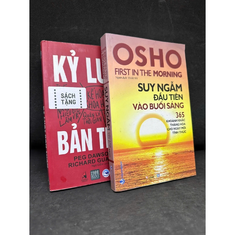 [Phiên Chợ Sách Cũ] Osho: Suy Ngẫm Đầu Tiên Vào Buổi Sáng (Tặng Kèm Sách), 2022 - Osho H1809 SBM 924659