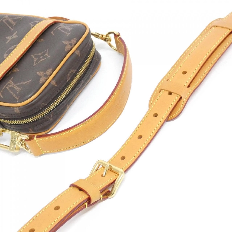Túi đeo vai Louis Vuitton Monogram Da Danube M14106 608976