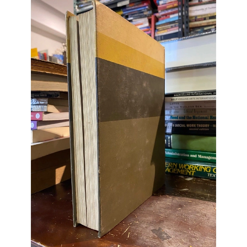 Introduction to Psychology - Ernest R. Hilgard 1010098