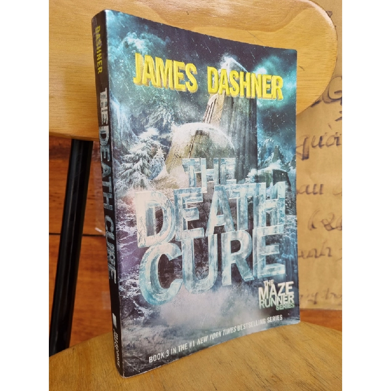 THE DEATH CURE : THE MAZE RUNNER SERIES - JAME DASHNER 120529