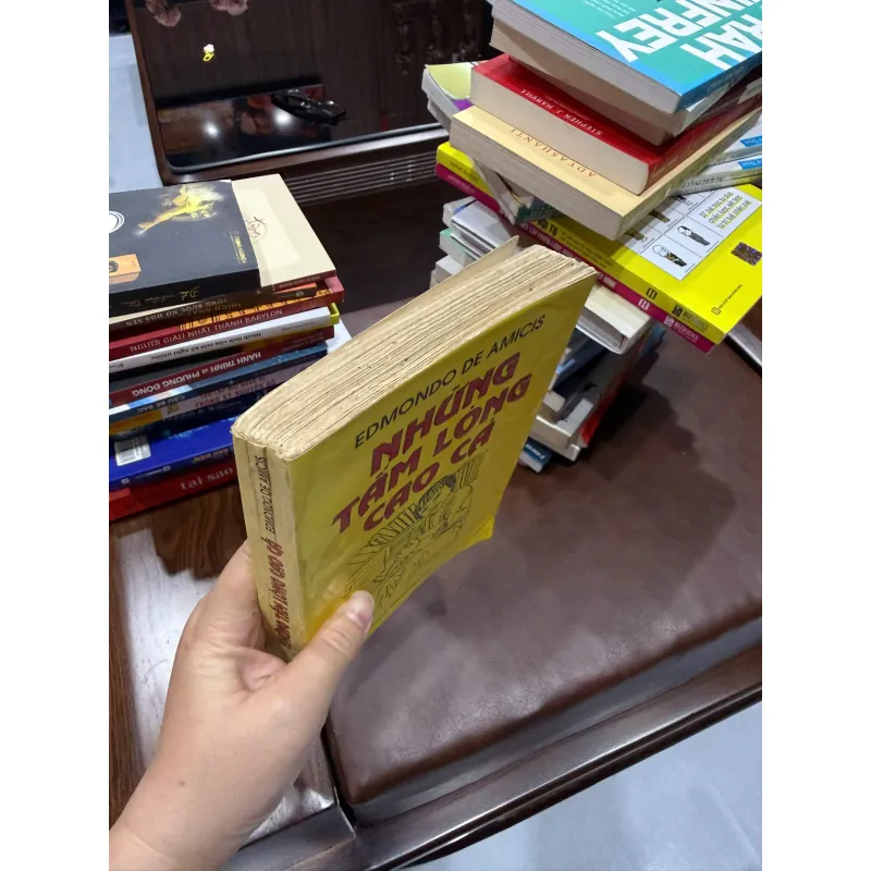 Những Tấm Lòng Cao Cả – Edmondo De Amicis | Sách văn học thiếu nhi kinh điển- K2 1000239