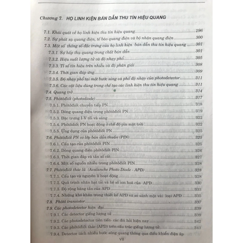 Vật liệu và Linh kiện bán dẫn quang điện tử 460133