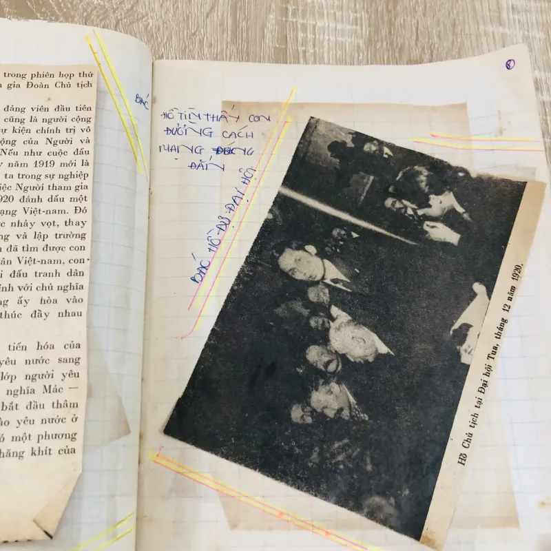 Vở sưu tầm tư liệu & hình ảnh về Bác Hồ 993280